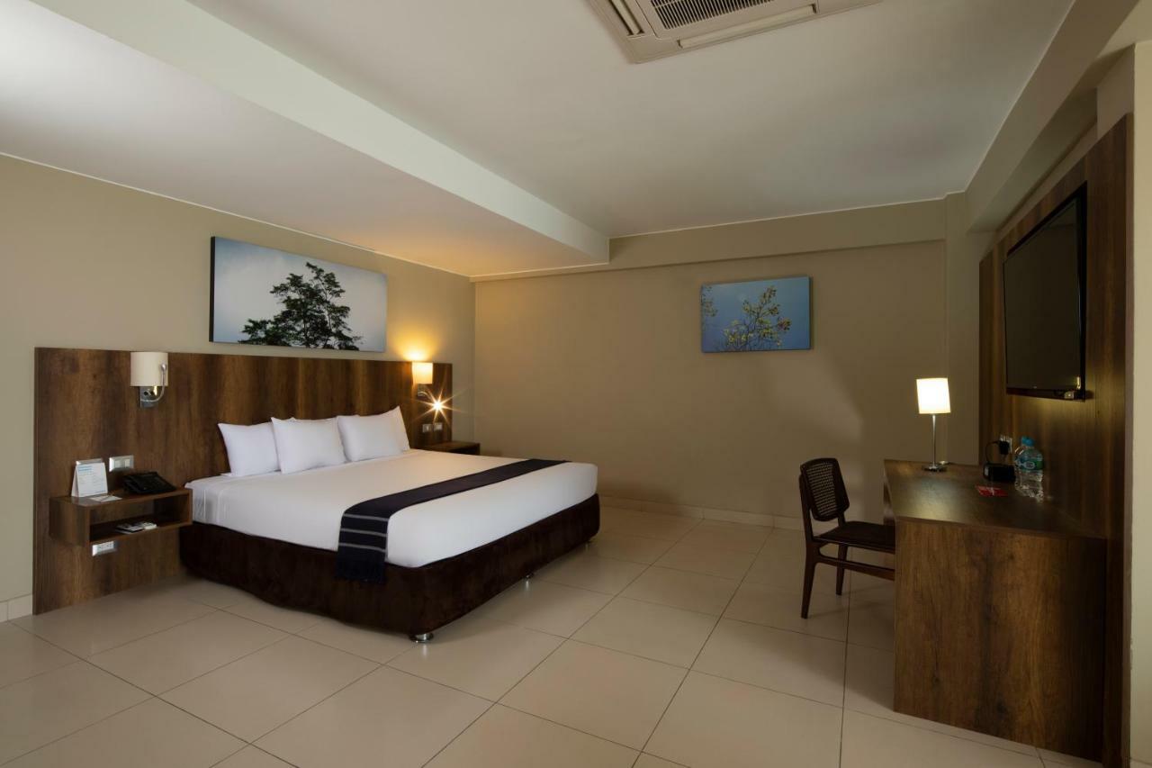 Casa Andina Select Pucallpa Extérieur photo